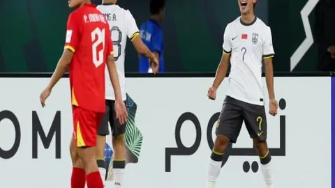 英超3月最佳球员角逐激烈，B费、赖斯等六星云集候选名单